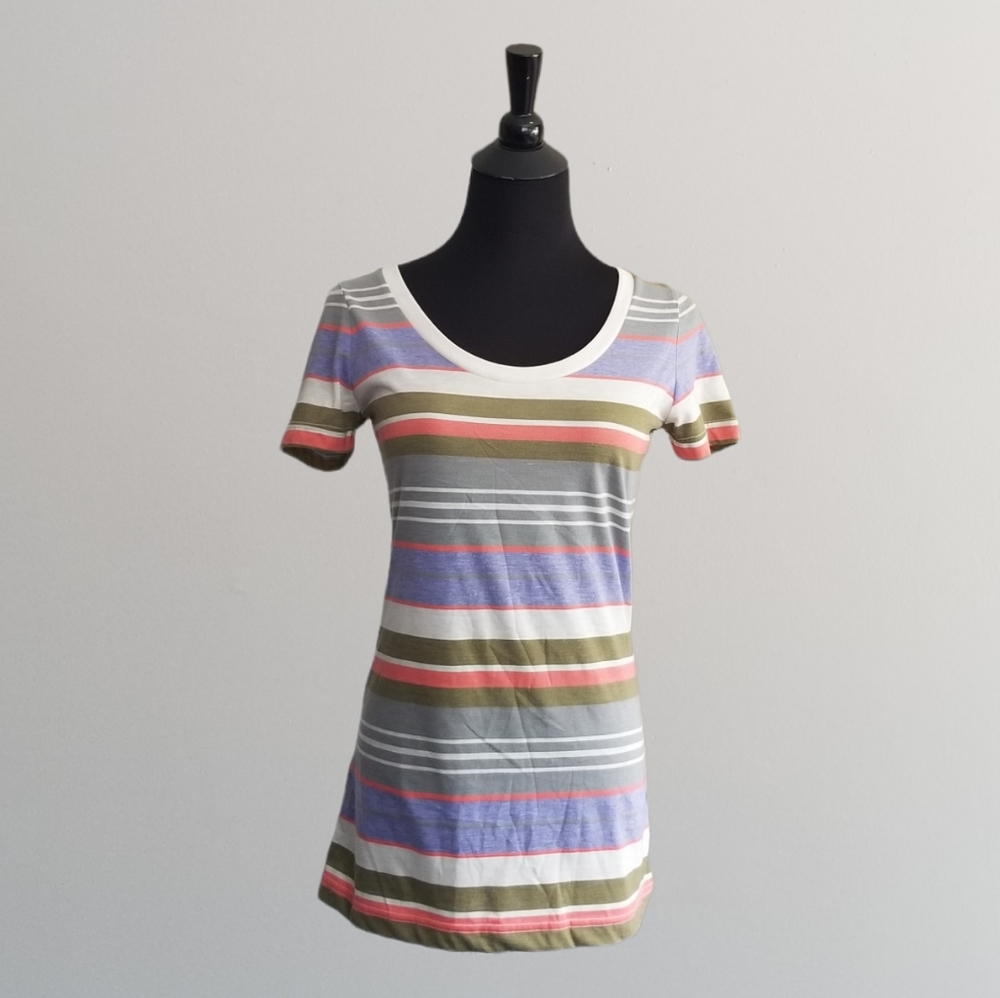 ❤️❤️FREE❤️❤️Mossimo Supply Co Striped Tee